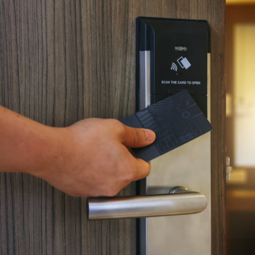 Green and White Modern Talent Hunt Logo