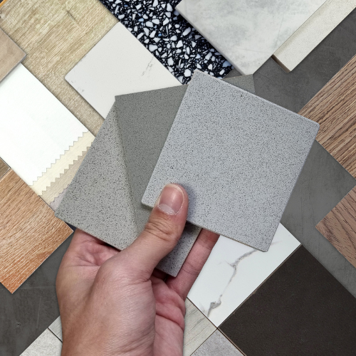 Green and White Modern Talent Hunt Logo